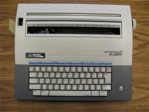 Smith Corona Xl 2500 Reburbished Electronic Typewriter Scm Xl2500